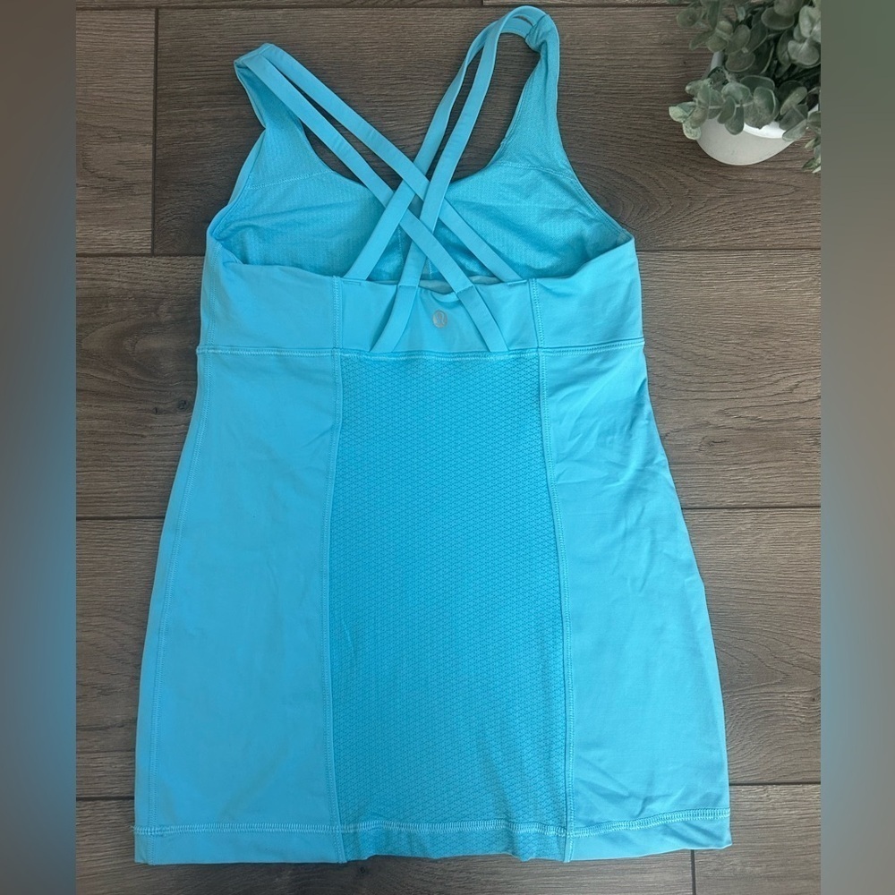 LULULEMON Tank Top with Cross Straps - Picture 3 of 4
